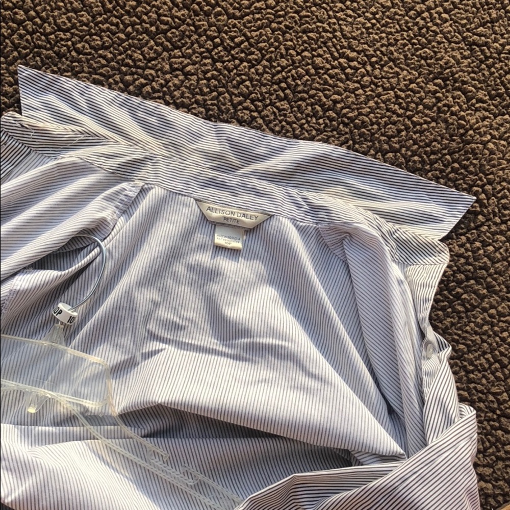 Blouse - Picture 5 of 6